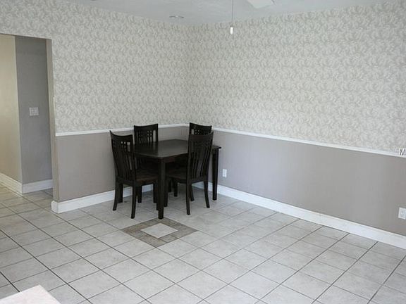 4th image of 23703 Lake Hills Dr
