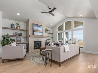 24271 Bay Rum Way, Star, ID 83669