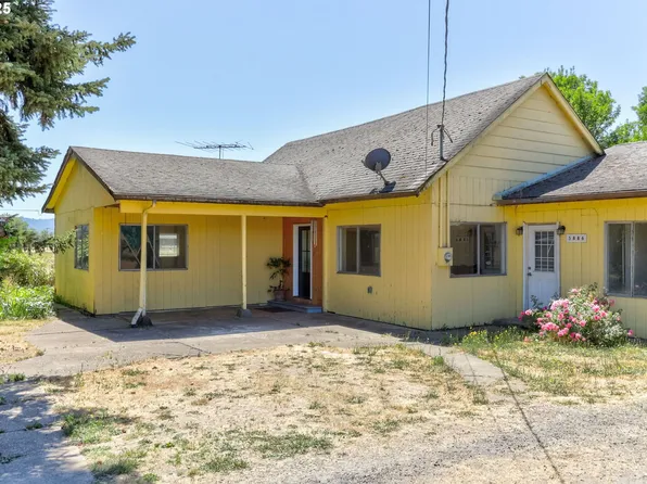 5886 SE Booth Bend Rd, McMinnville, OR 97128