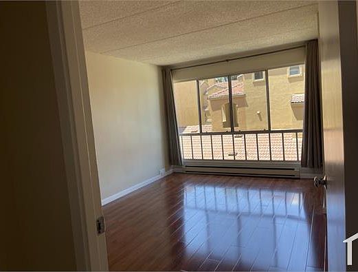 3rd image of 1700 Civic Center Dr APT 312