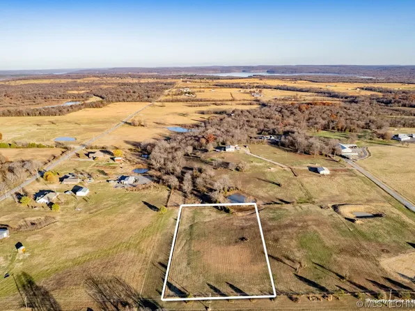 1 N 35th St E, Wagoner, OK 74467