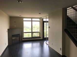 214 Boston St, Seattle, WA 98109