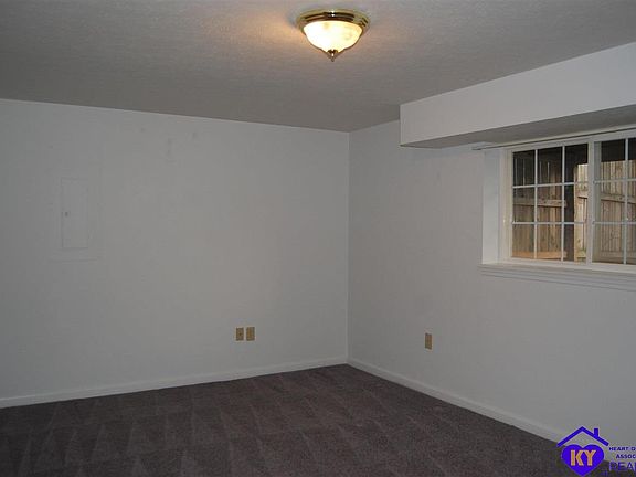4th image of 1107 Amanda Jo Dr