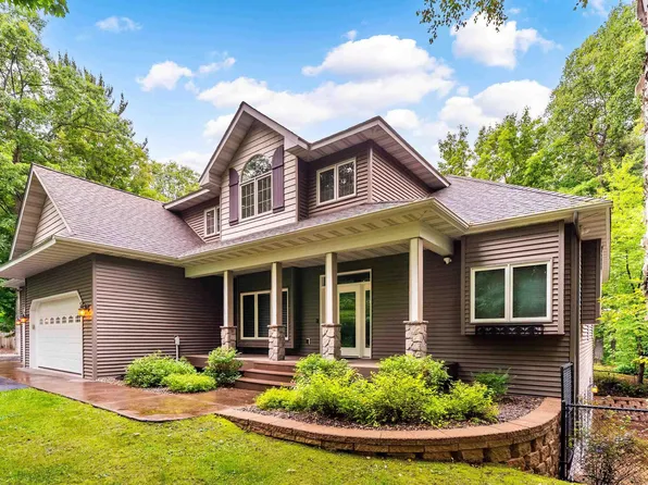 1525 Evergreen Dr, Cloquet, MN 55720