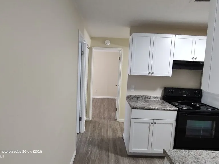 Coachwood Apartments — Photo 28