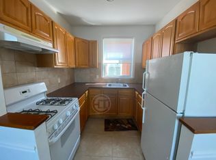3134 Arnow Pl APT 2, Bronx, NY 10461