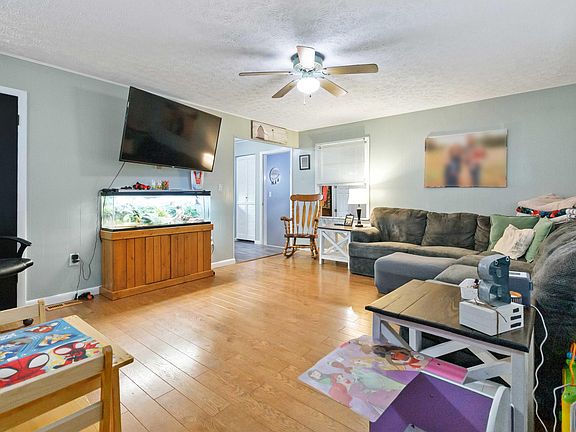 4th image of 1466 Webb Ridge Rd