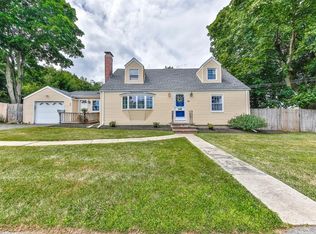 33 Mount Pleasant Dr, Peabody, MA 01960