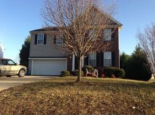 7018 Hill N Dale Dr, Kernersville, NC 27284
