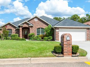 12013 Mustang Ave, Willis, TX 77378