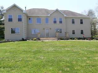 361 Rock Rd E, Lambertville, NJ 08530