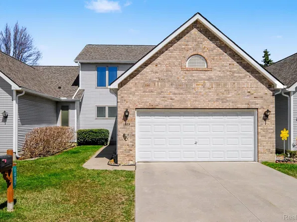 1085 Linda Dr, Davison, MI 48423
