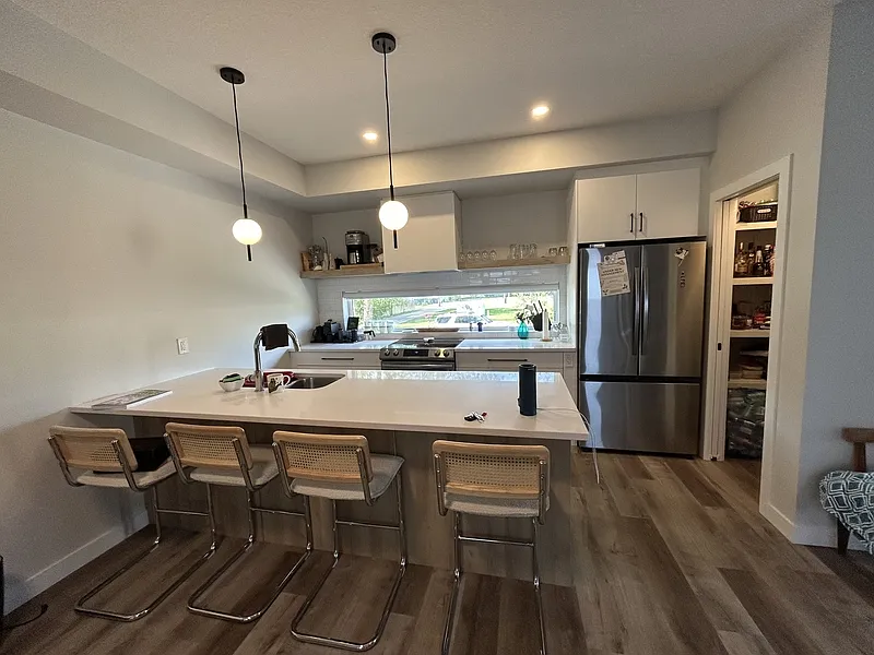 3 bed, 2.5 bath, $2,250 — Photo 4