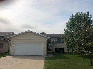1139 Wheatland Rd, Wahpeton, ND 58075