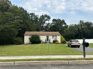 5 Rogers Dr, Bridgeton, NJ 08302