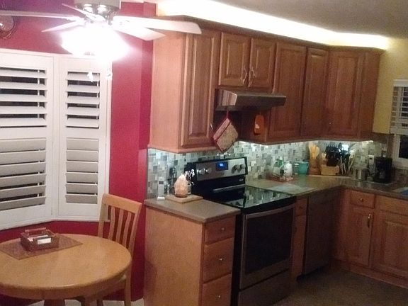 2nd image of 720 Lake Orchid Cir Unit 720-204