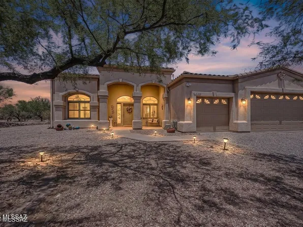 1282 W Via De Santo Tomas, Sahuarita, AZ 85629