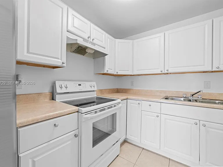 19528 NW 55th Circle Pl #19528 — Photo 9