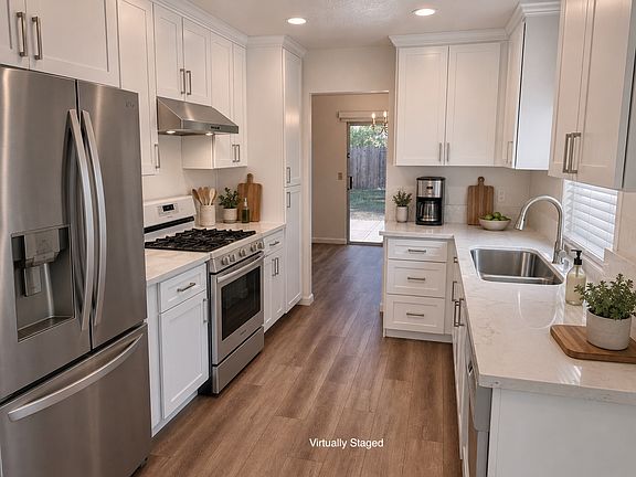 4th image of 8206 Scenic Hills Way