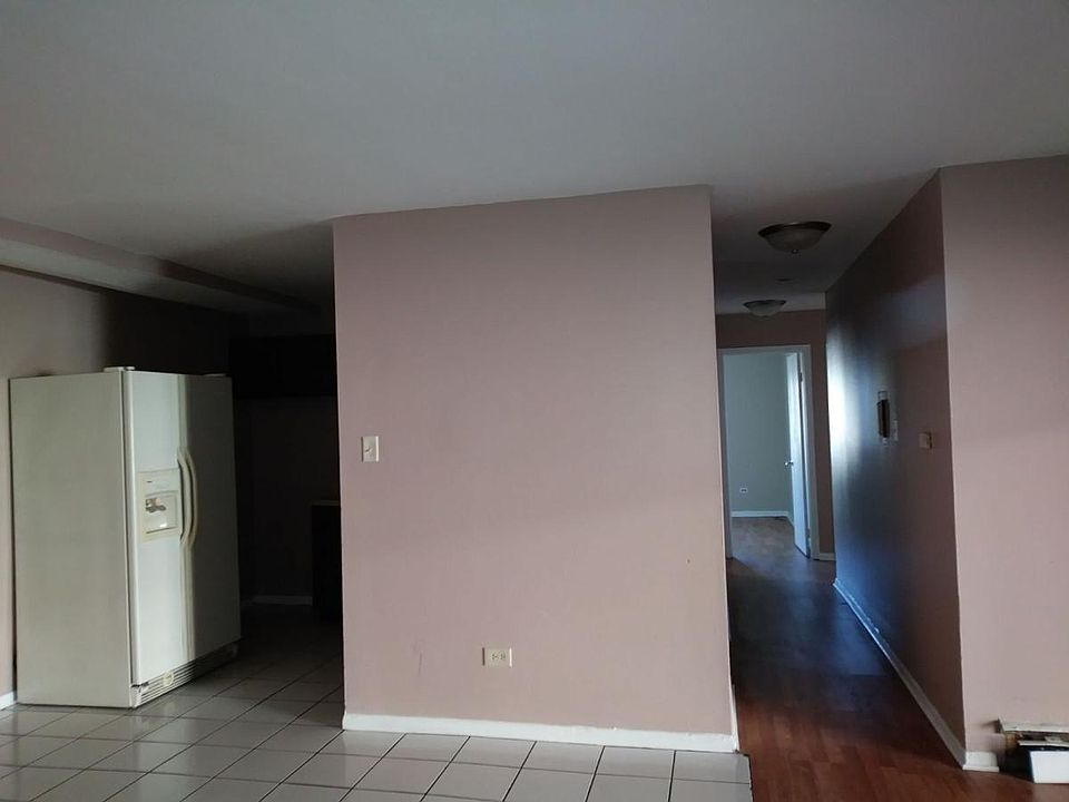 2nd image of 1195 Meadow Ln #2-115