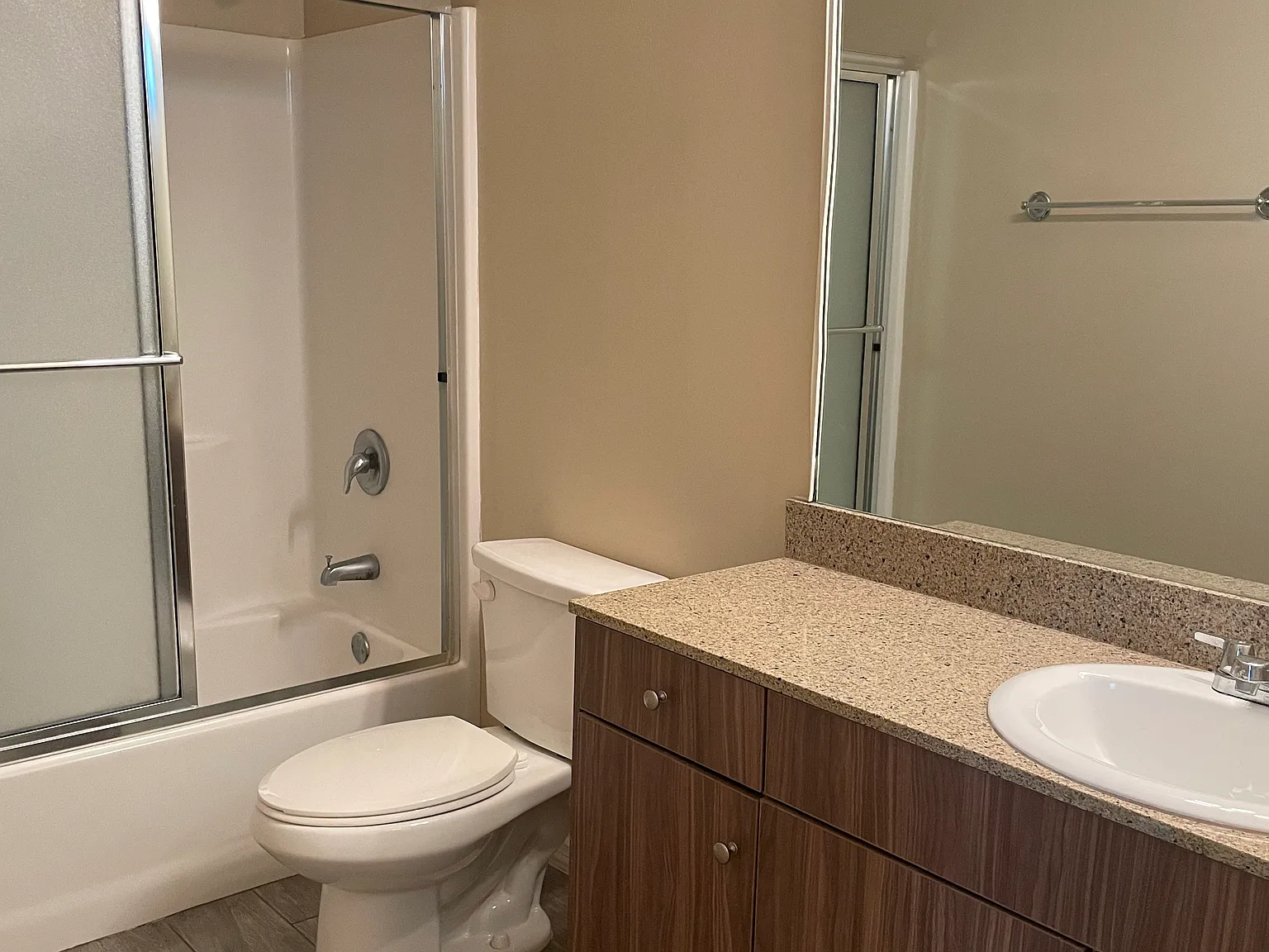 501 Carlisle Ave — Photo 2