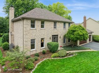 1909 Bridle Ct, Saint Charles, IL 60174