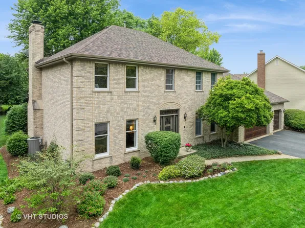 1909 Bridle Ct, Saint Charles, IL 60174