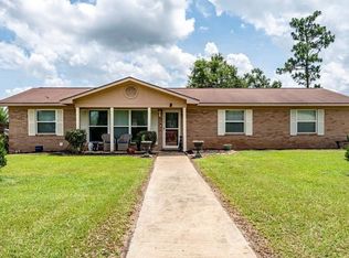 414 Pine Glen Dr, Albany, GA 31705