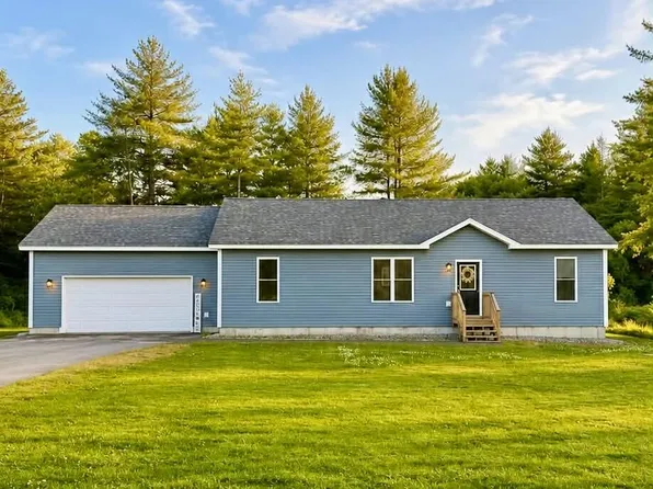 28 Coe Street, Auburn, ME 04210