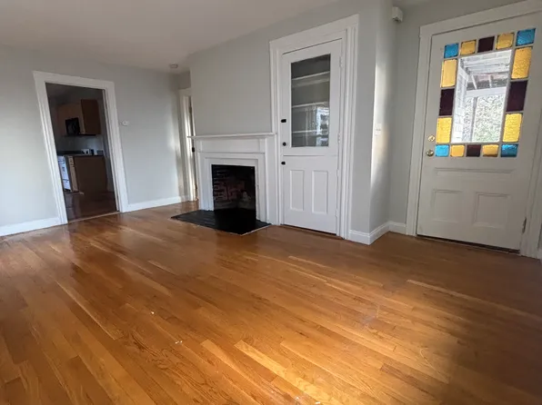 35 Siren St, Winthrop, MA