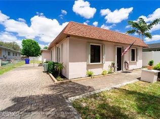 5725 Buchanan St, Hollywood, FL 33021