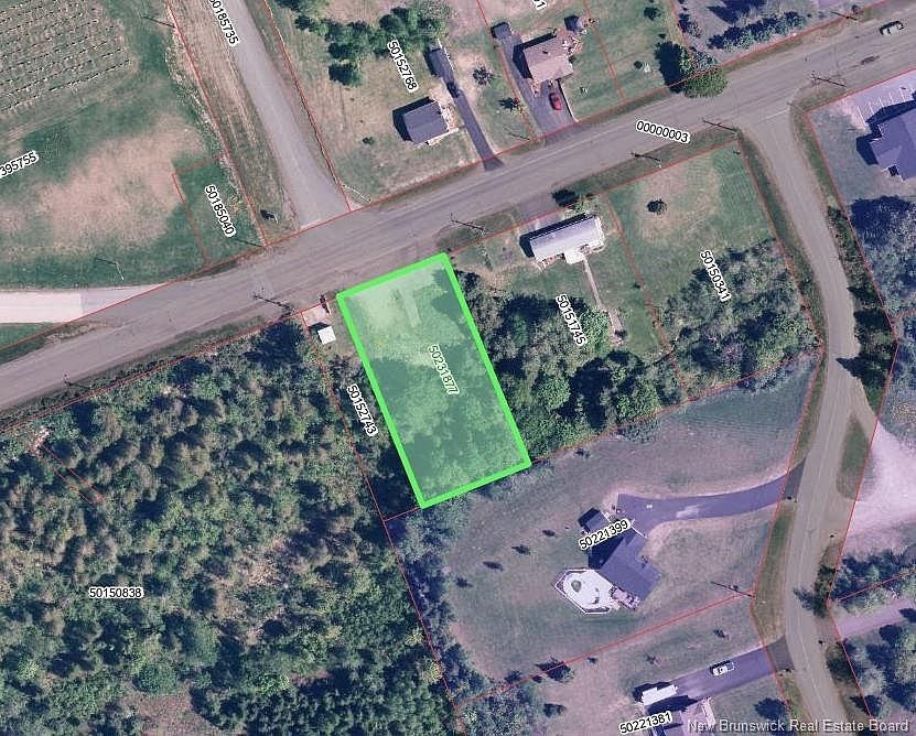 2nd image of 1768 Des Pionniers Ave
