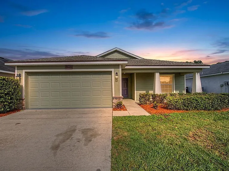 7918 Chestnut View Dr — Photo 2