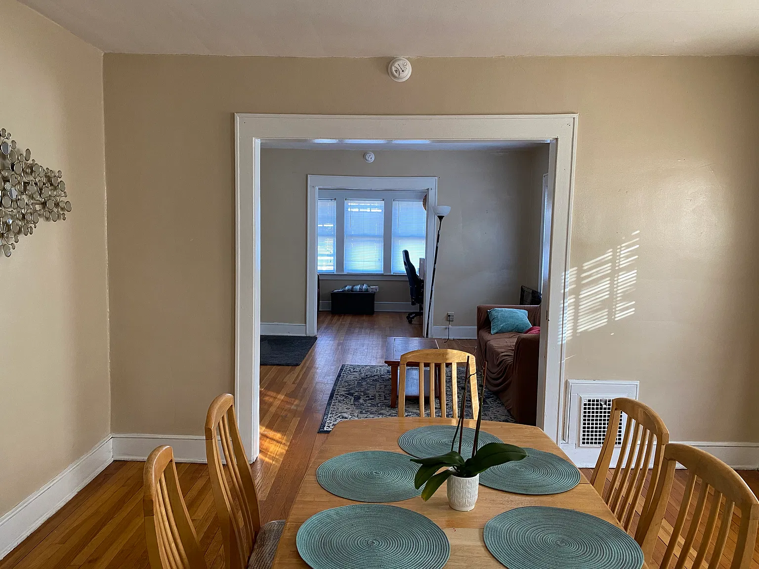 2 bed, 1400 sqft, $1,480 — Photo 3