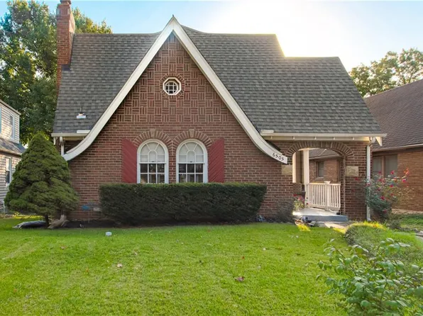 6505 Charlotte St, Kansas City, MO 64131