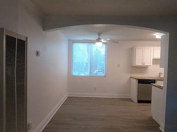 1472 Iris Ave #1 — Photo 9