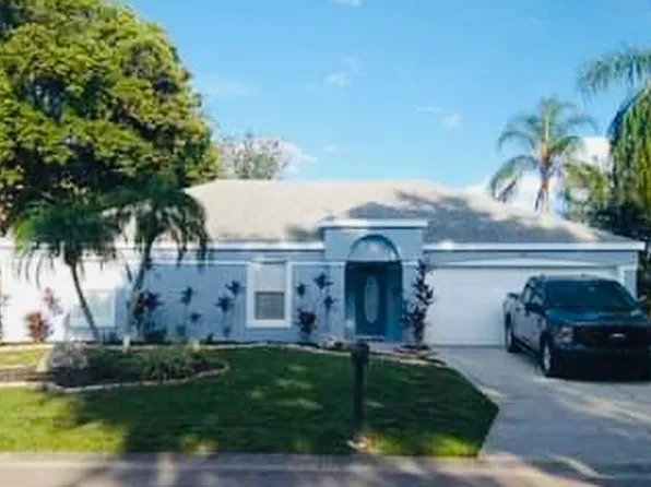 911 48th Street Dr E, Bradenton, FL 34208