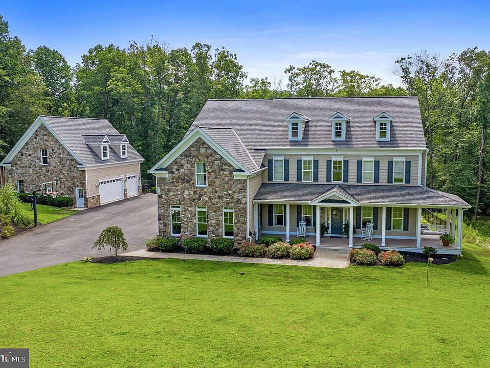 1st image of 11604 Lawter Ln