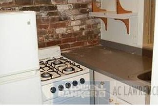 4th image of 402 E 87th St