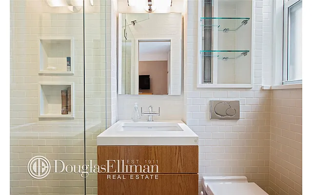 Sold by Douglas Elliman | media 26