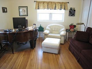 3 bedrooms/2 Remodeled Baths