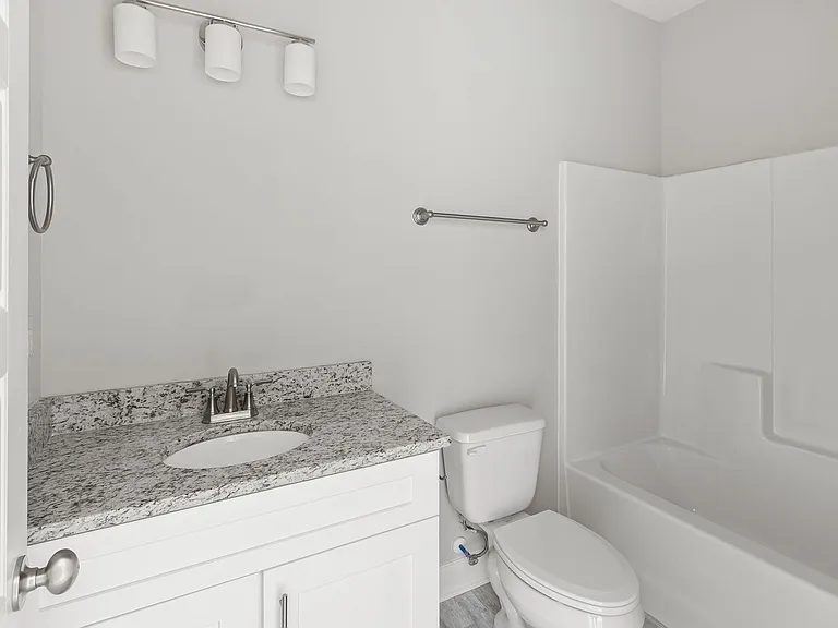 1419 Gatewood Pl — Photo 4