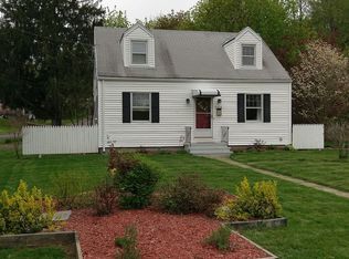 205 Douglas Dr, Meriden, CT 06451