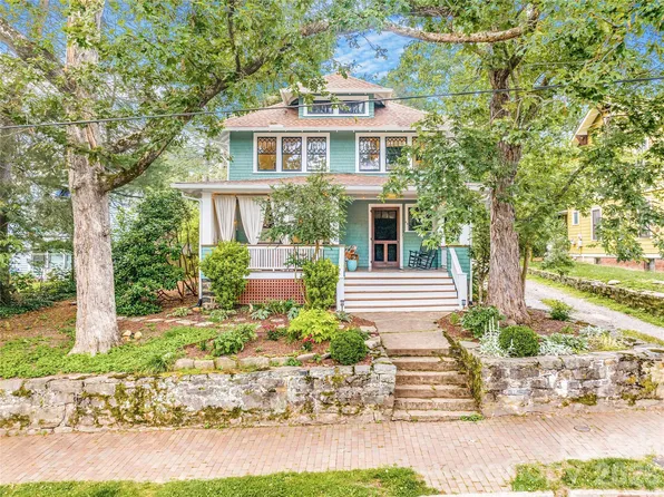 84 Elizabeth St, Asheville, NC 28801