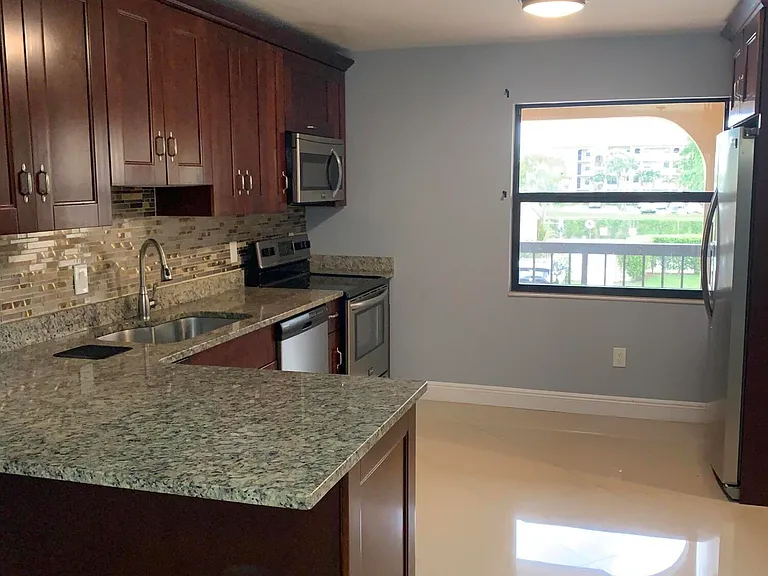 125 Lake Nancy Dr #241 — Photo 7