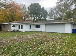 2396 Randolph Rd, Mogadore, OH 44260