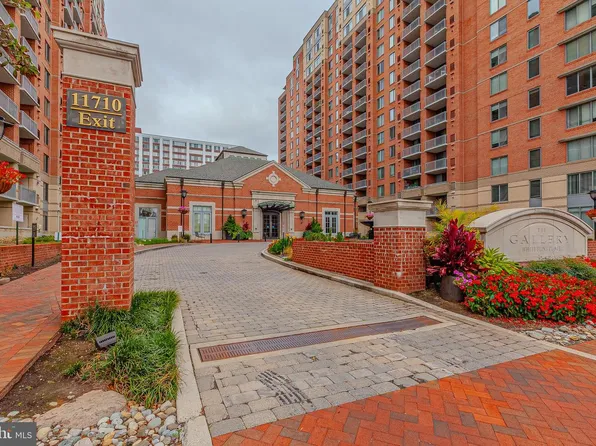 11710 Old Georgetown Rd APT 422, North Bethesda, MD 20852