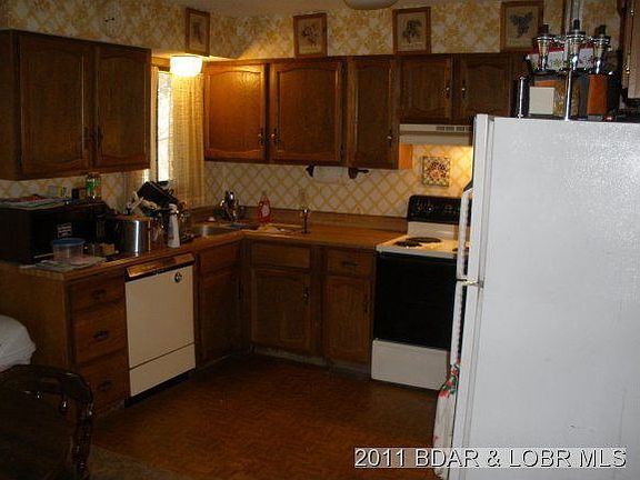 3rd image of 169 Red Bud Ln