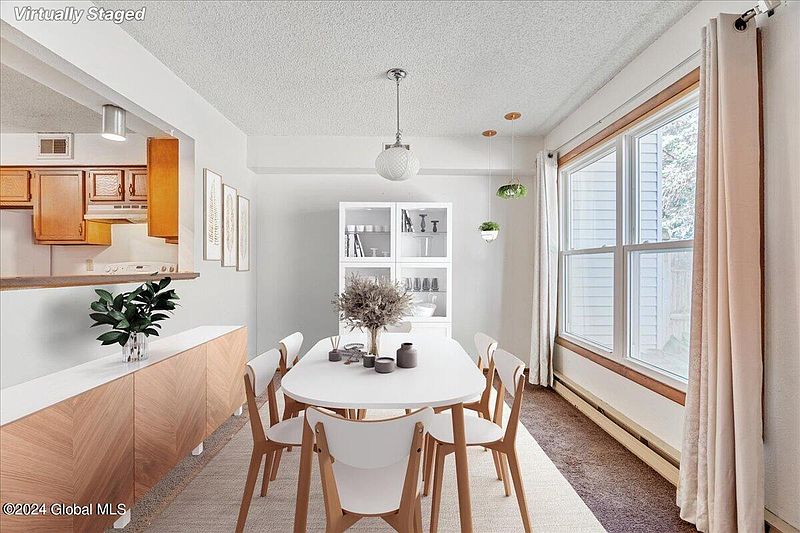 3rd image of 40 Stoney Creek Drive