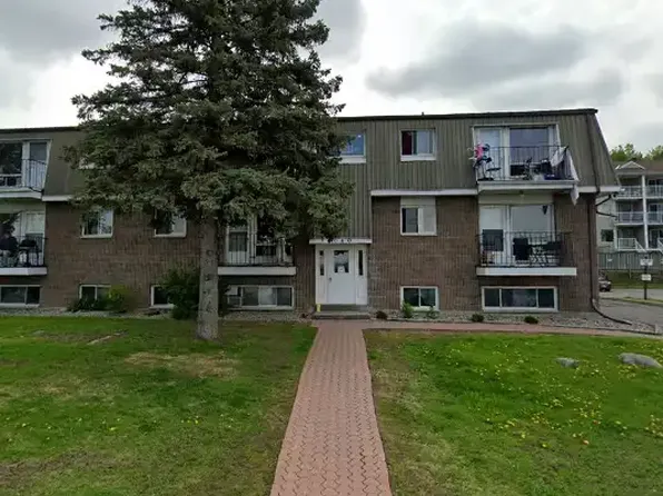 6640 Notre Dame St #204, Ottawa, ON K1C 1H1